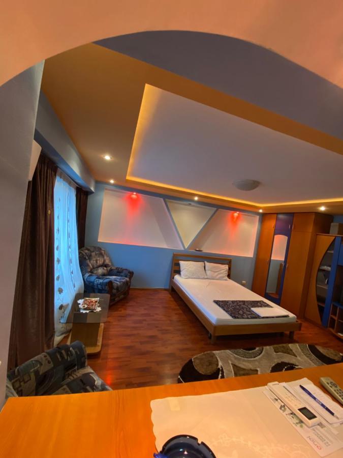 Elixir Studio Bukares Bagian luar foto